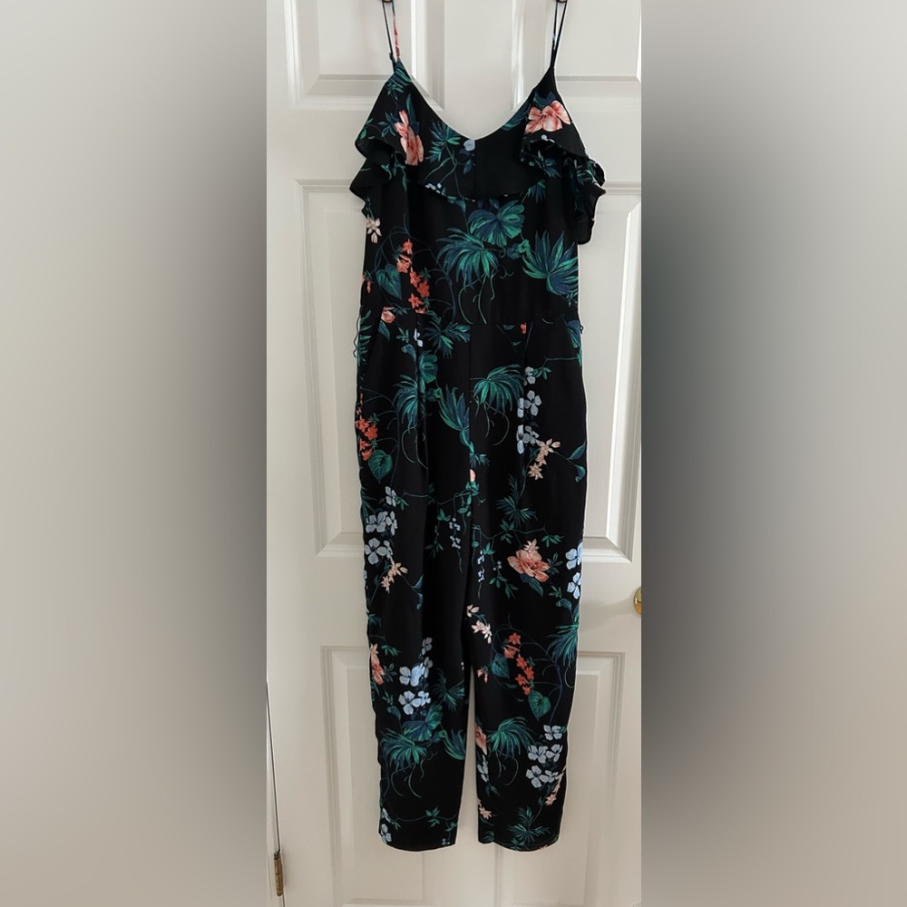 Banana Republic Tropical Floral Jumpsuit - Size 6 Long